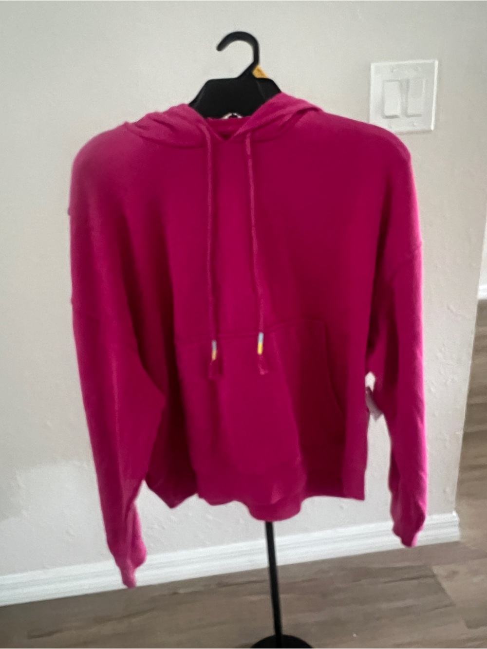 Women's Fuchsia Lightweight Hoodie with Kangaroo Pocket